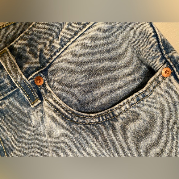 Levi Strauss &Co Women’s Low Pro/ Straight Leg Classic Light Wash 29x30,(NWOT’s) - Picture 11 of 15